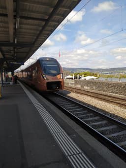 Заварите себе чай, сядьте за стол и... image preview