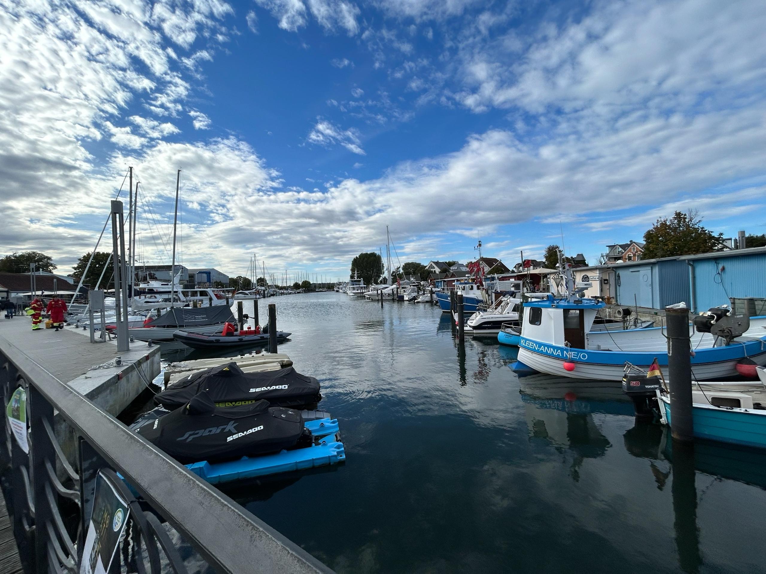 настроение меняет атмосферу вокруг image preview